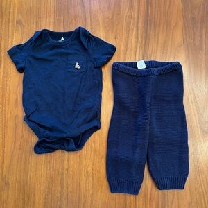 Baby Gap Bundle- Navy Onesie & Knit Pants Size 6-12 months